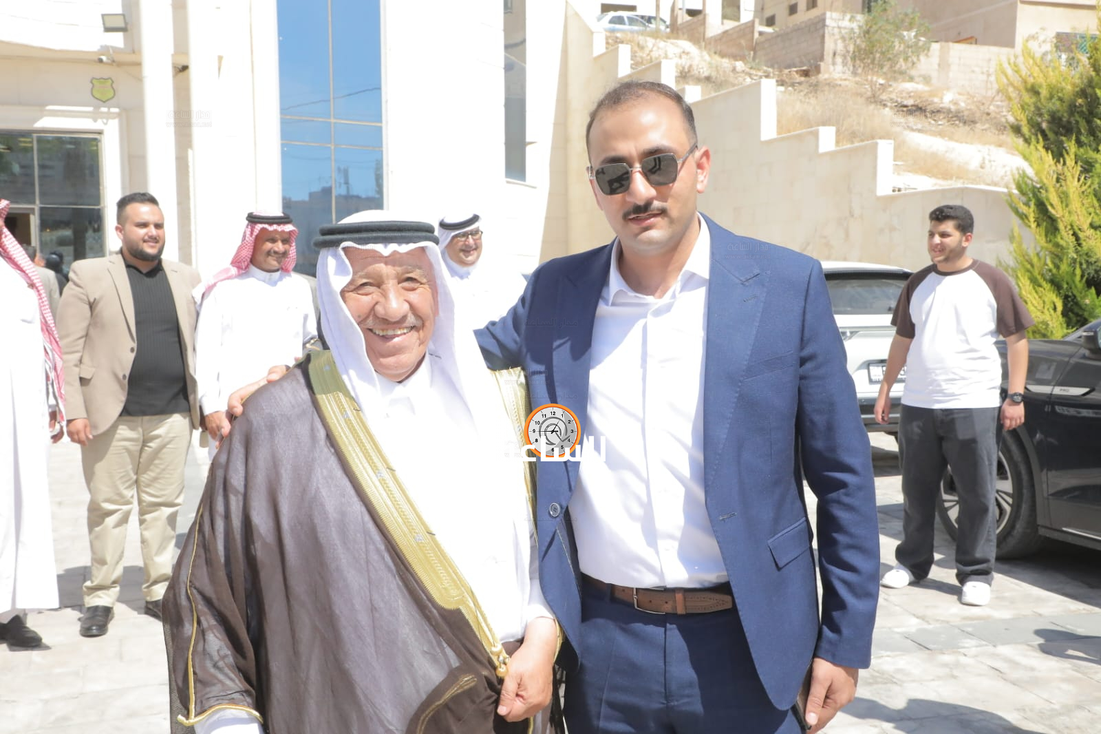 Madar Al-Saa Images 0.9739062086790884