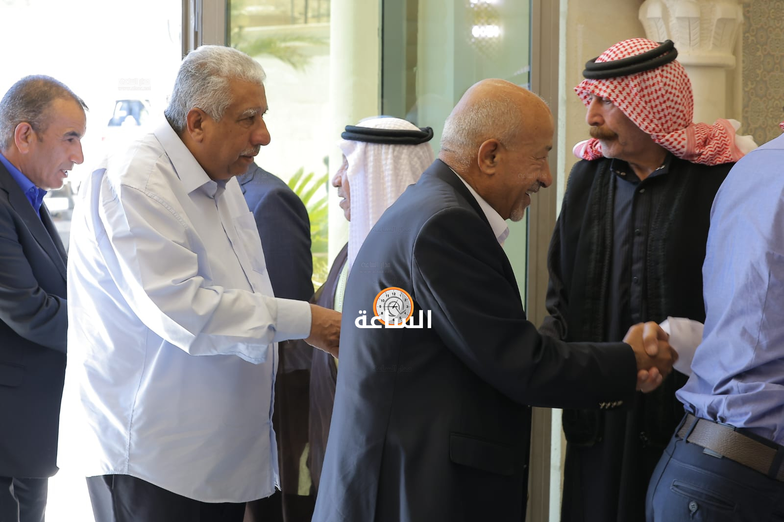 Madar Al-Saa Images 0.9460104663422825