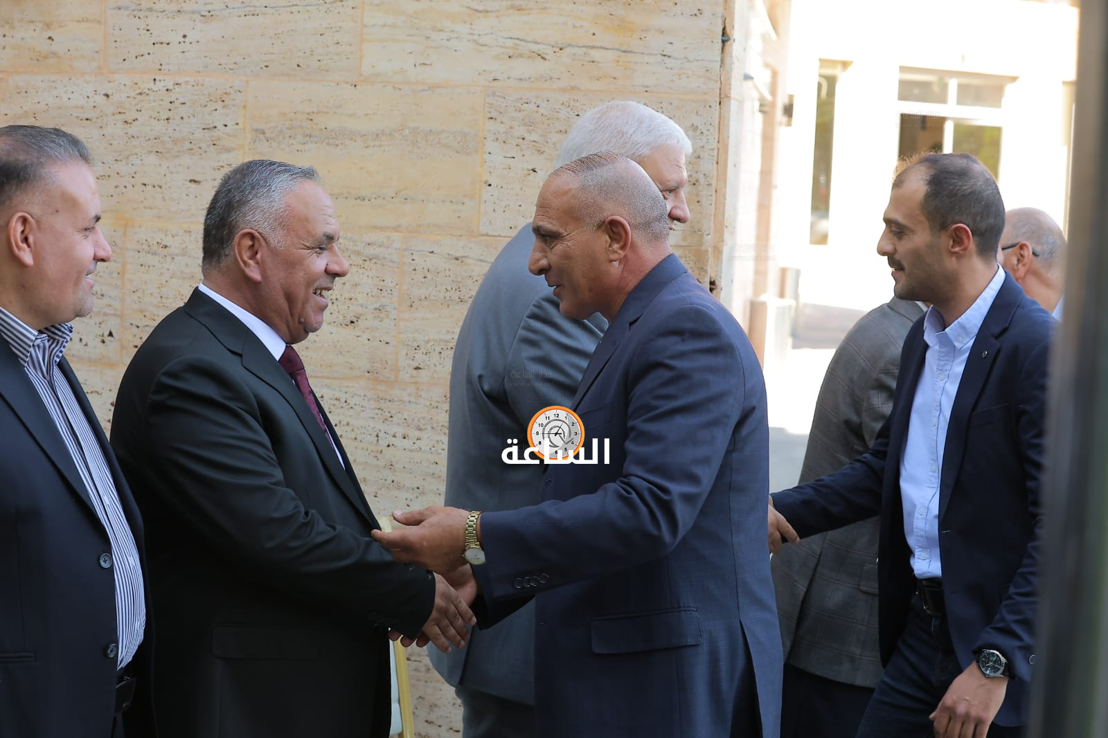 Madar Al-Saa Images 0.3956306728162685