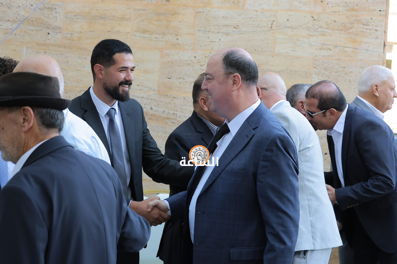 Madar Al-Saa Images 0.9832294926522503