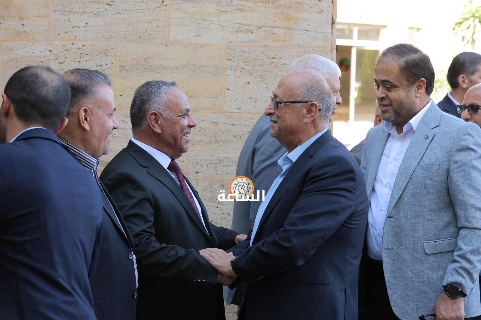 Madar Al-Saa Images 0.5677315662088194