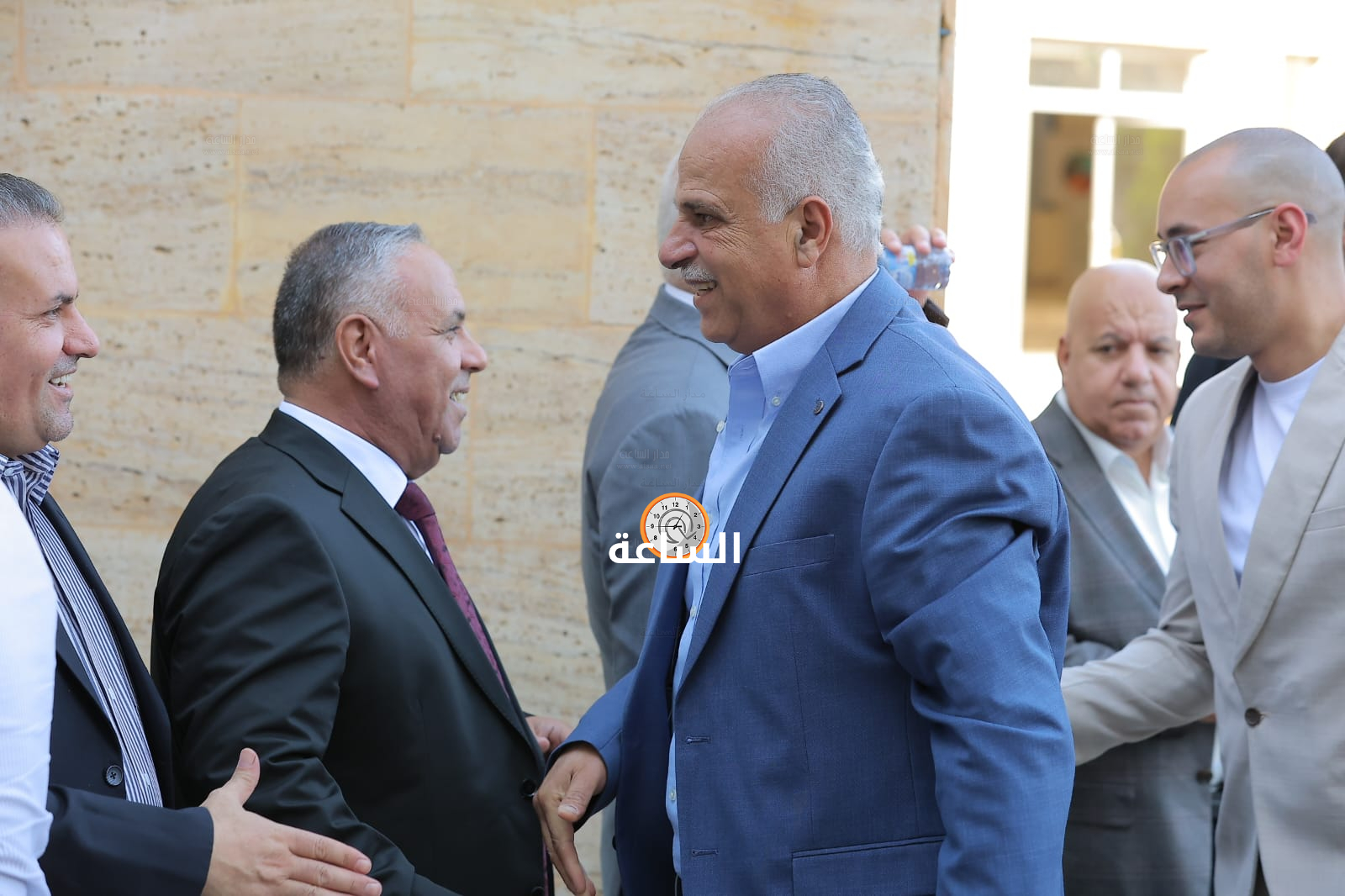 Madar Al-Saa Images 0.5175076572489278