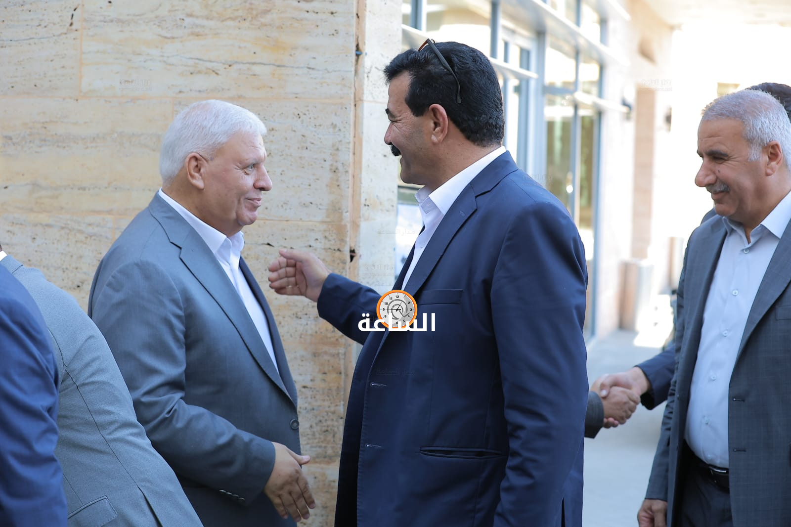 Madar Al-Saa Images 0.20009968614636087