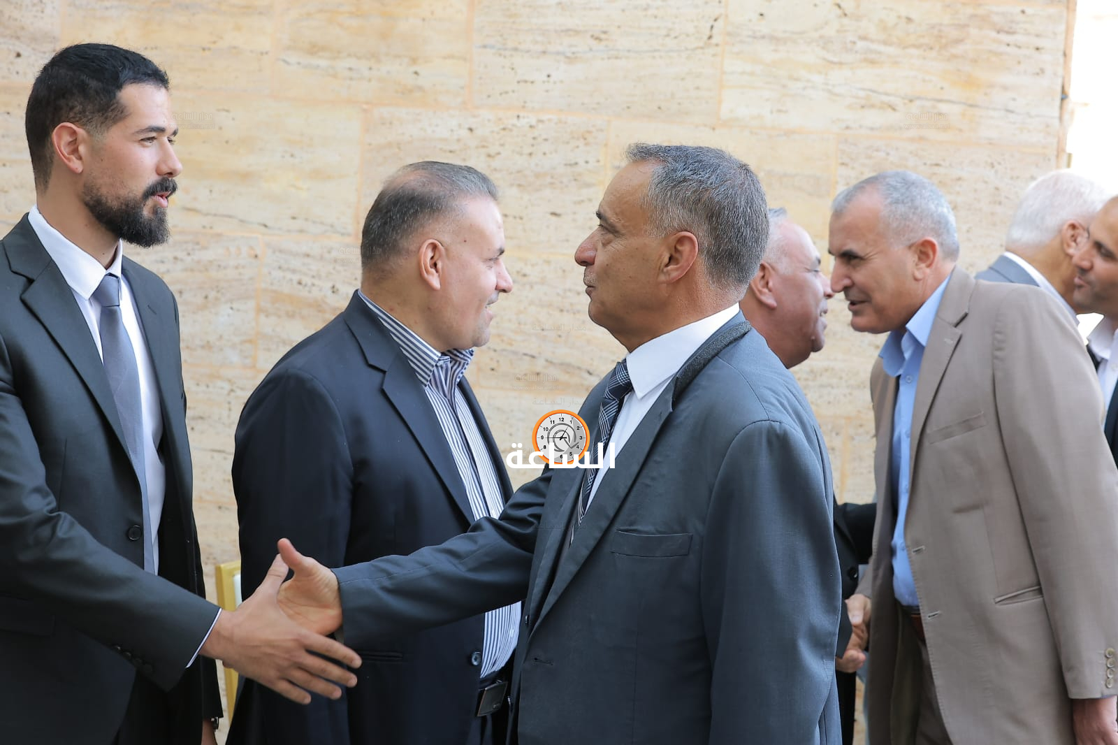 Madar Al-Saa Images 0.6274962908808671