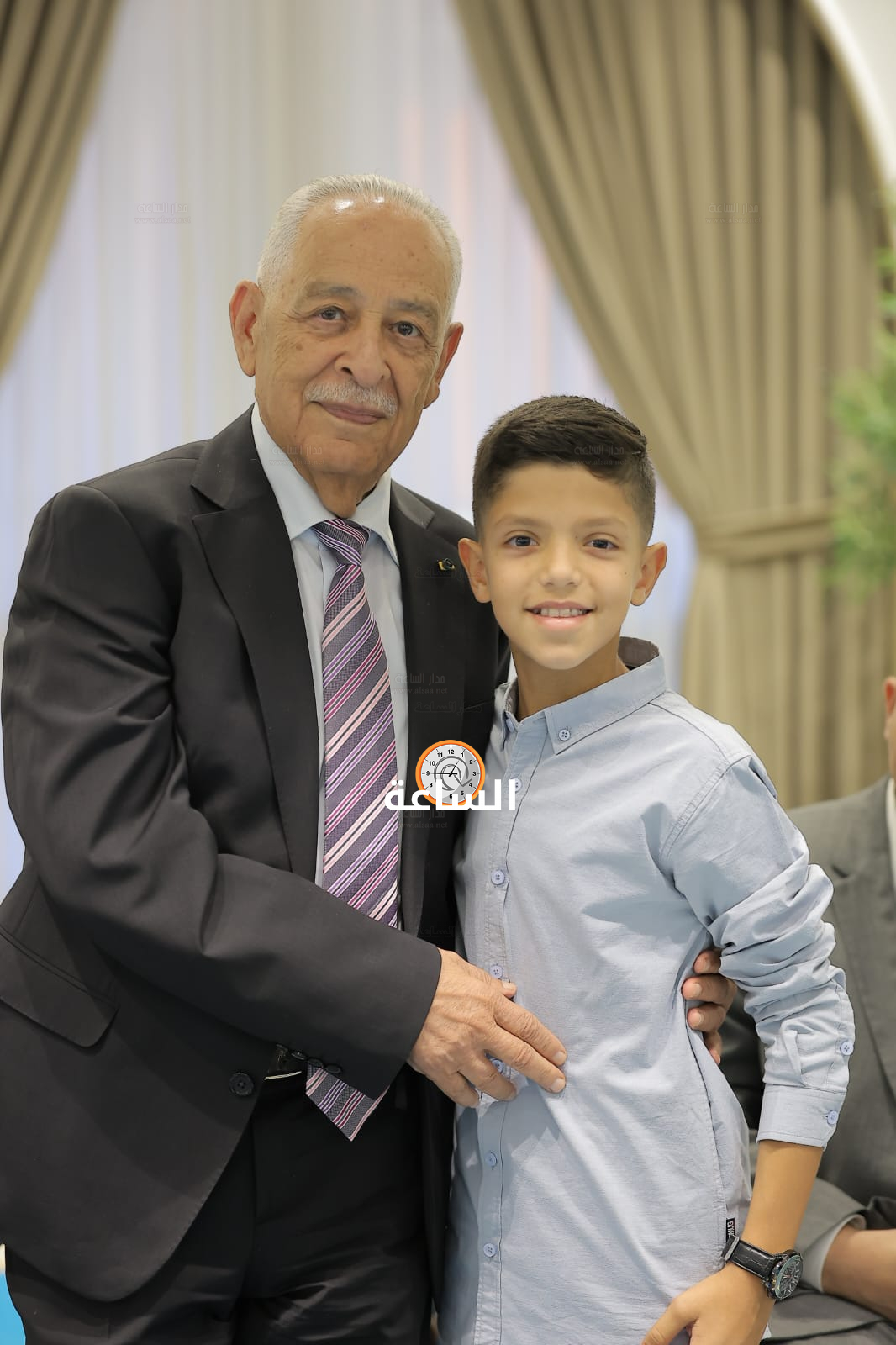 Madar Al-Saa Images 0.49031763277548435
