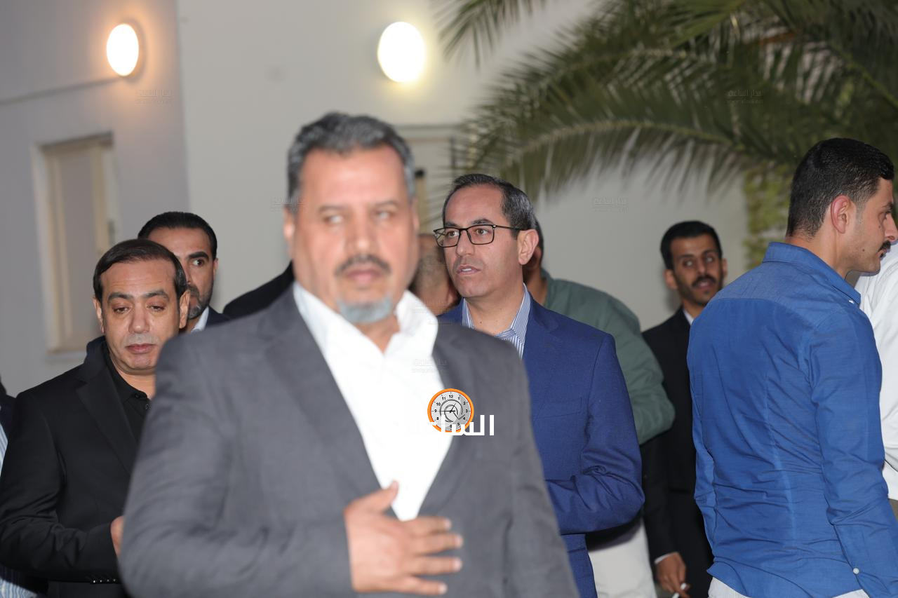 Madar Al-Saa Images 0.6104093648886543