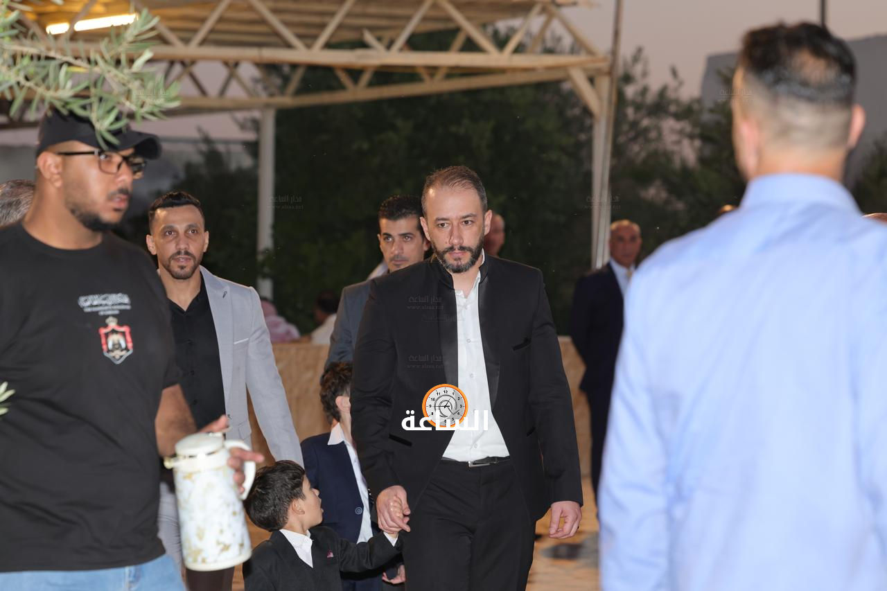 Madar Al-Saa Images 0.4613507543525388