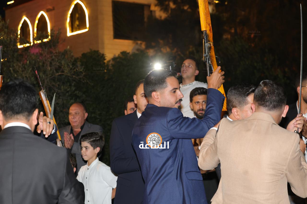 Madar Al-Saa Images 0.9497116563000476