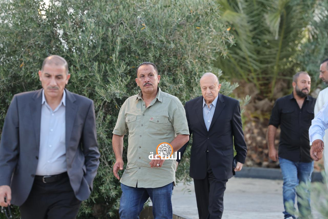 Madar Al-Saa Images 0.3921318921359491