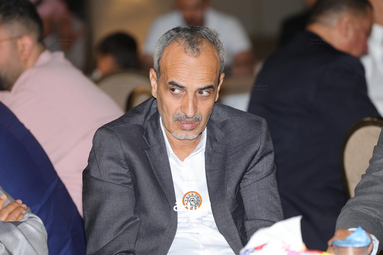 Madar Al-Saa Images 0.07289355521827179