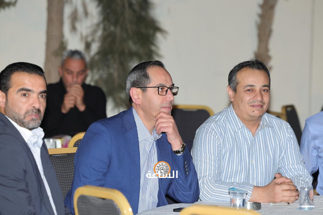 Madar Al-Saa Images 0.48649935507331243