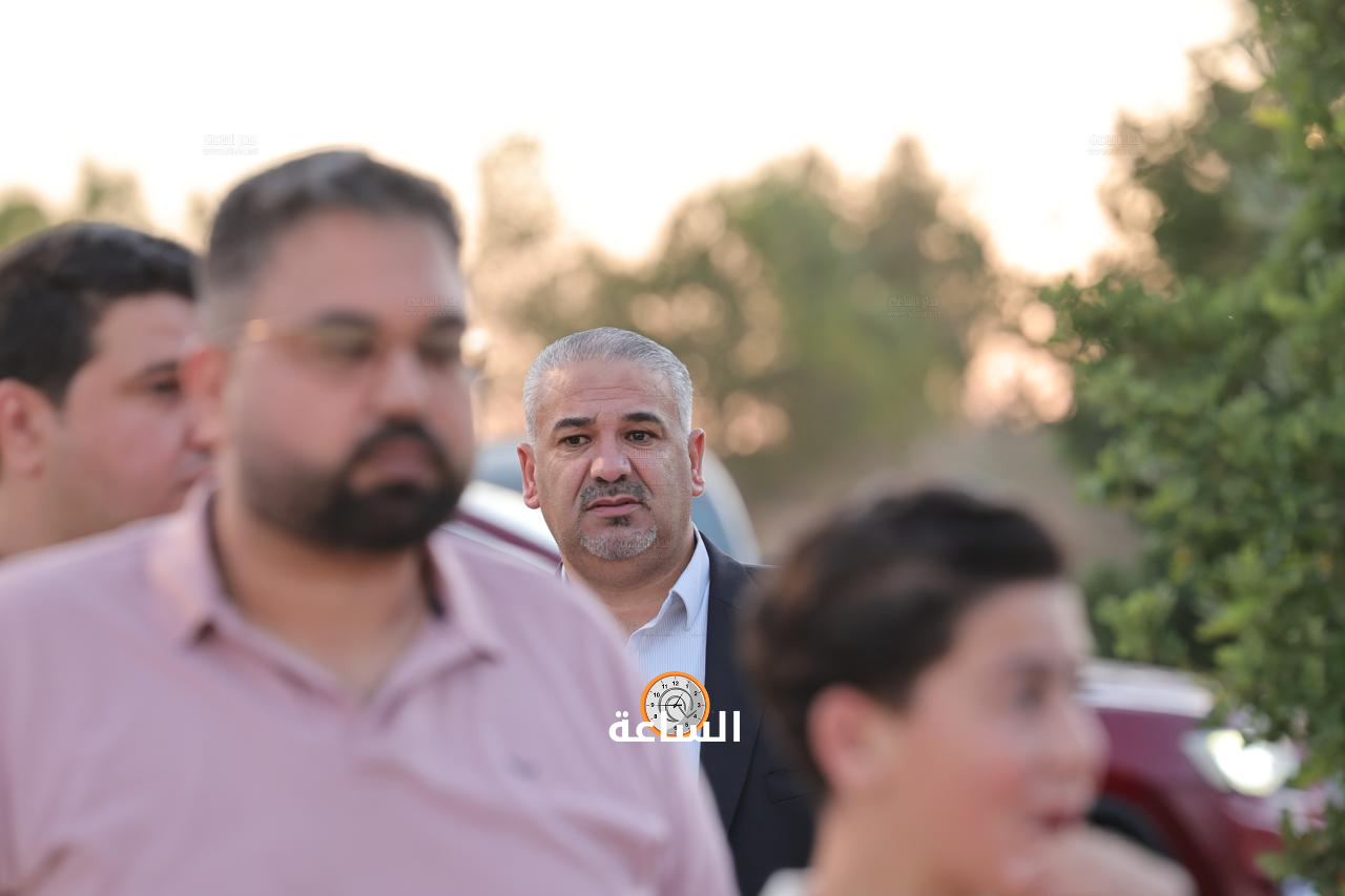 Madar Al-Saa Images 0.47108674980138177