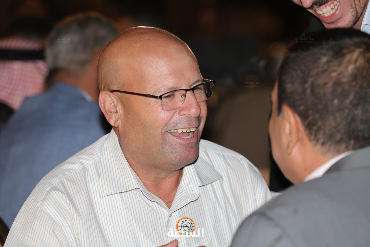 Madar Al-Saa Images 0.4337040763249784