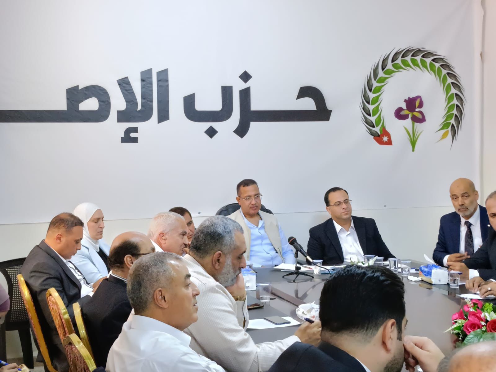 Madar Al-Saa Images 0.7884397553701595