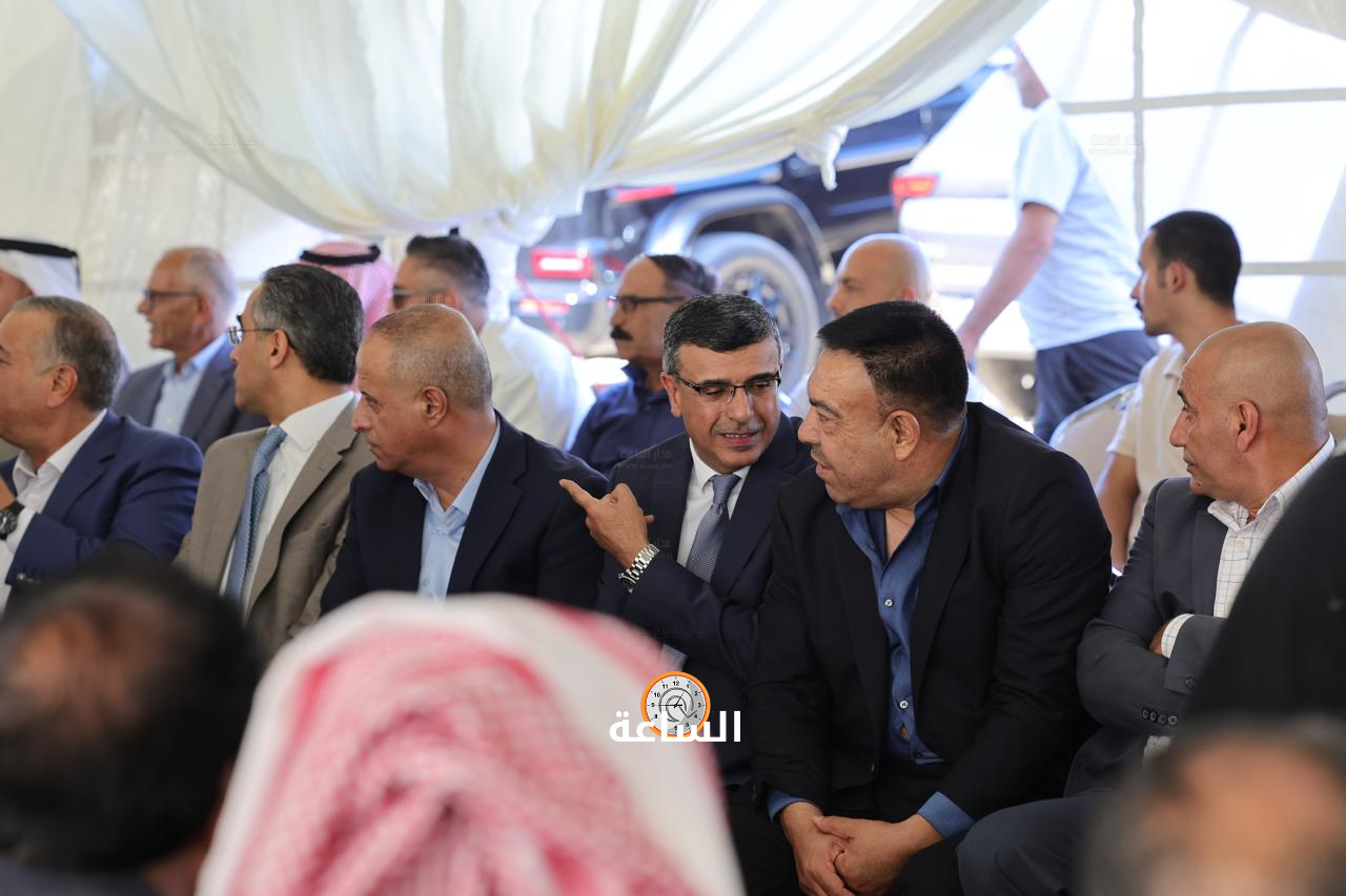 Madar Al-Saa Images 0.3890286617415696