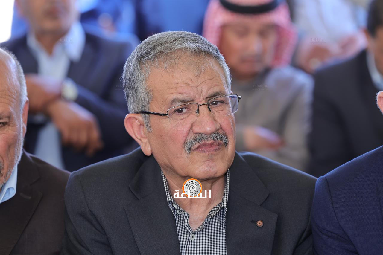 Madar Al-Saa Images 0.18824429792552944