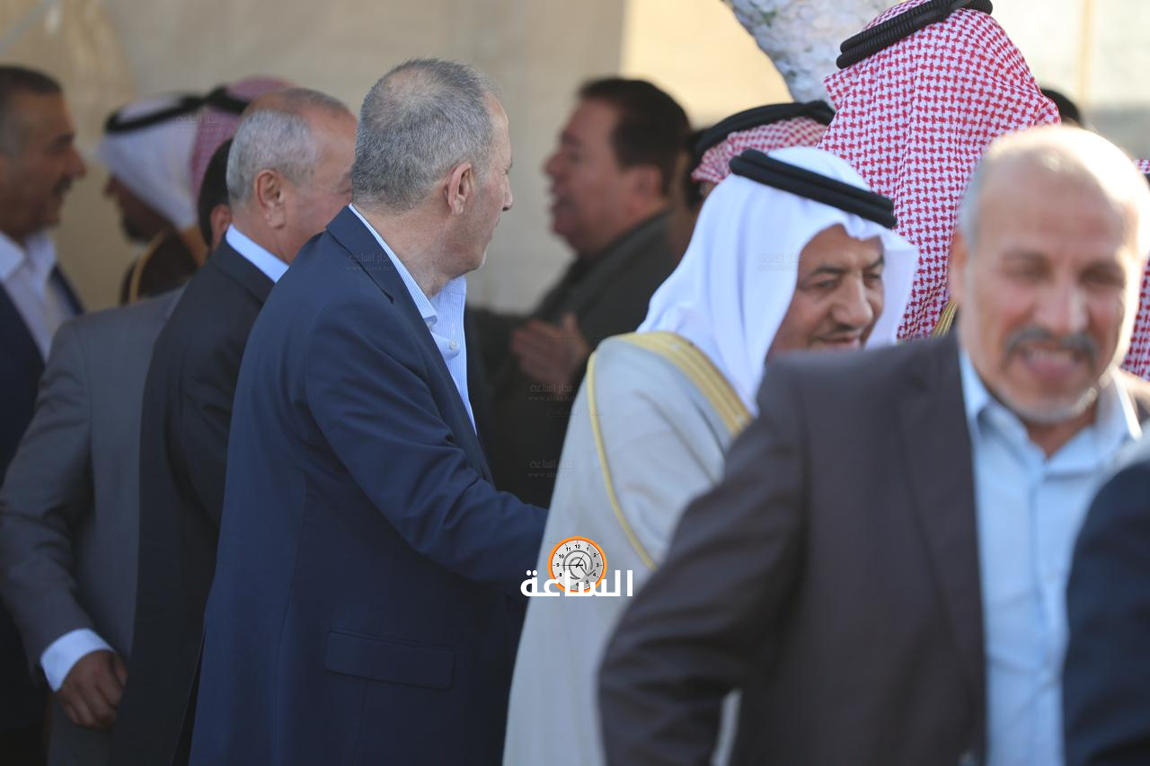 Madar Al-Saa Images 0.44014717163187556
