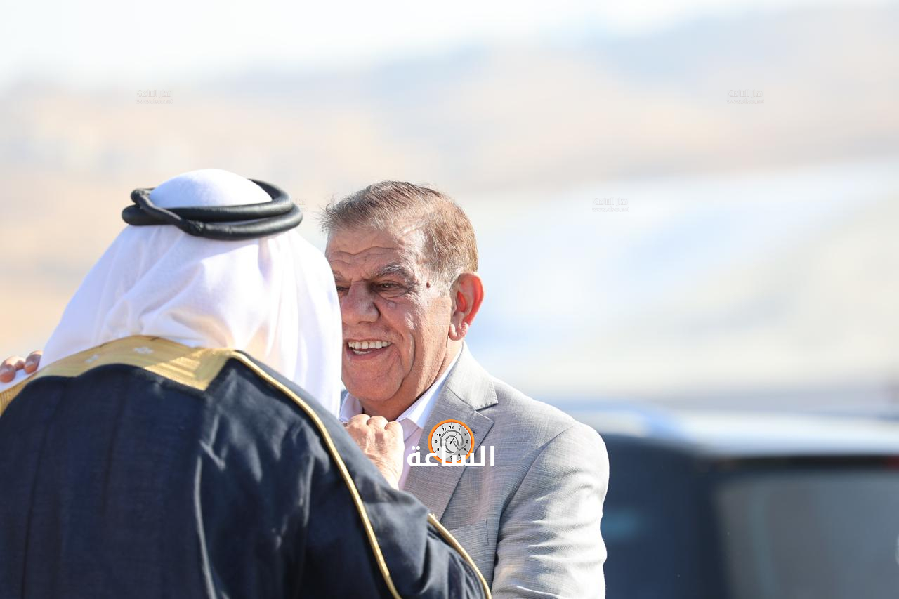 Madar Al-Saa Images 0.406516240387776