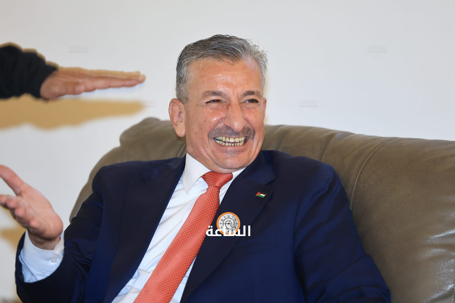 Madar Al-Saa Images 0.8798654878844469