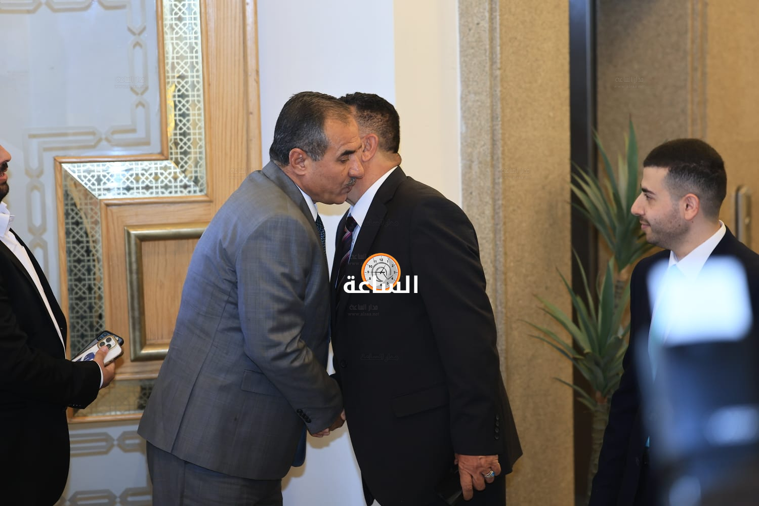 Madar Al-Saa Images 0.47887084196918805