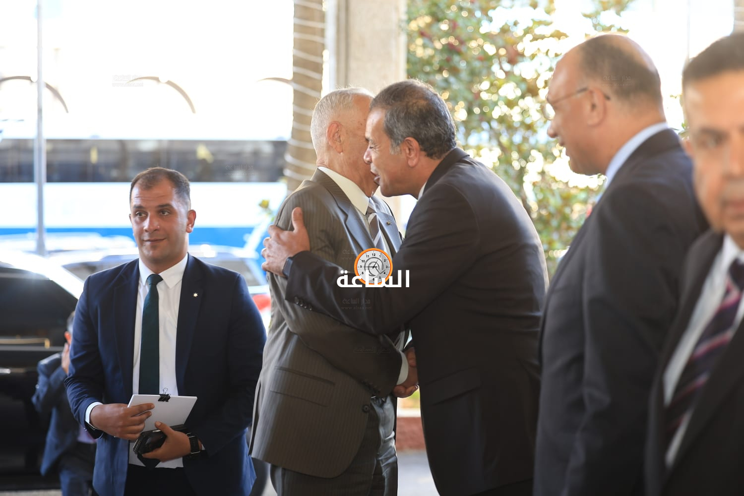 Madar Al-Saa Images 0.5717363666560585
