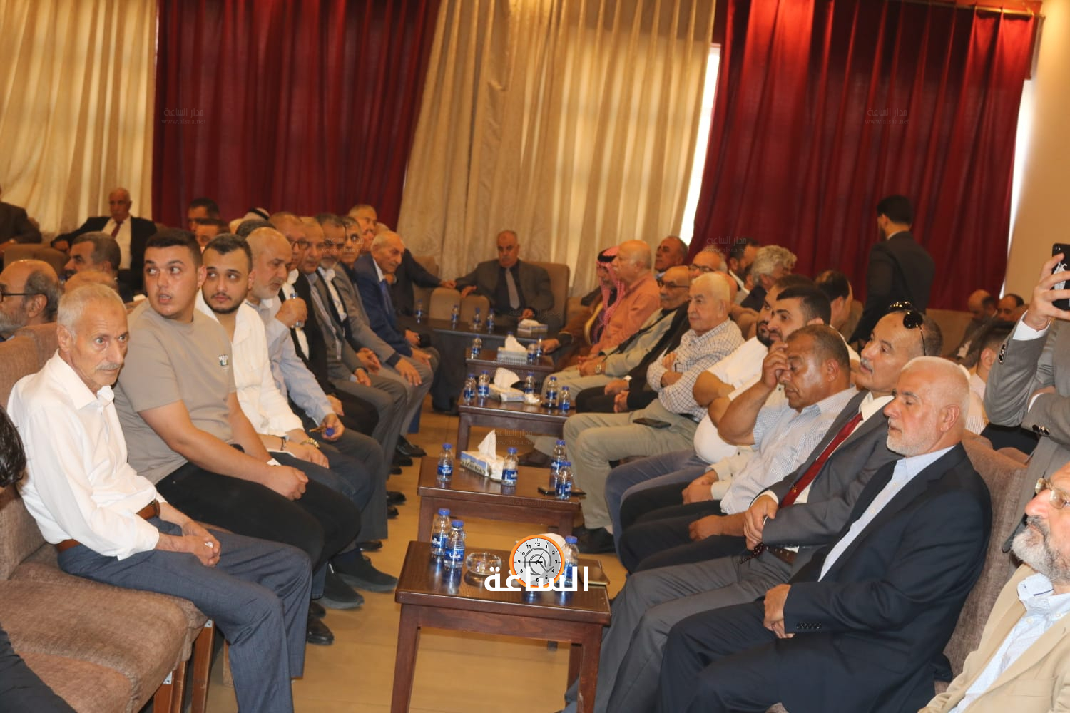 Madar Al-Saa Images 0.026822533949387828