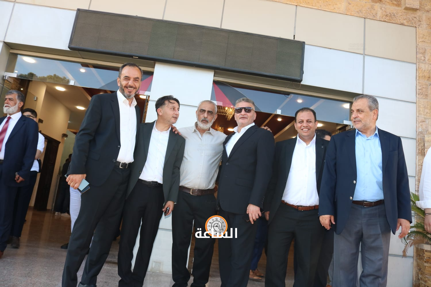 Madar Al-Saa Images 0.4230058608693559