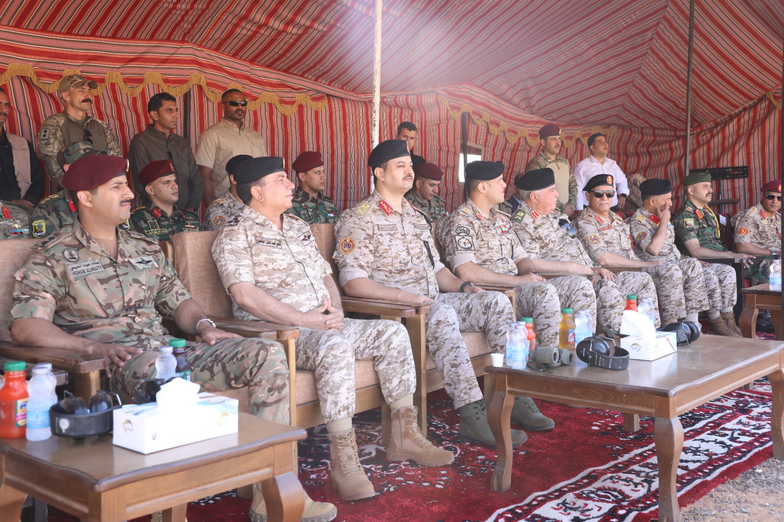 Madar Al-Saa Images 0.3824738616222214