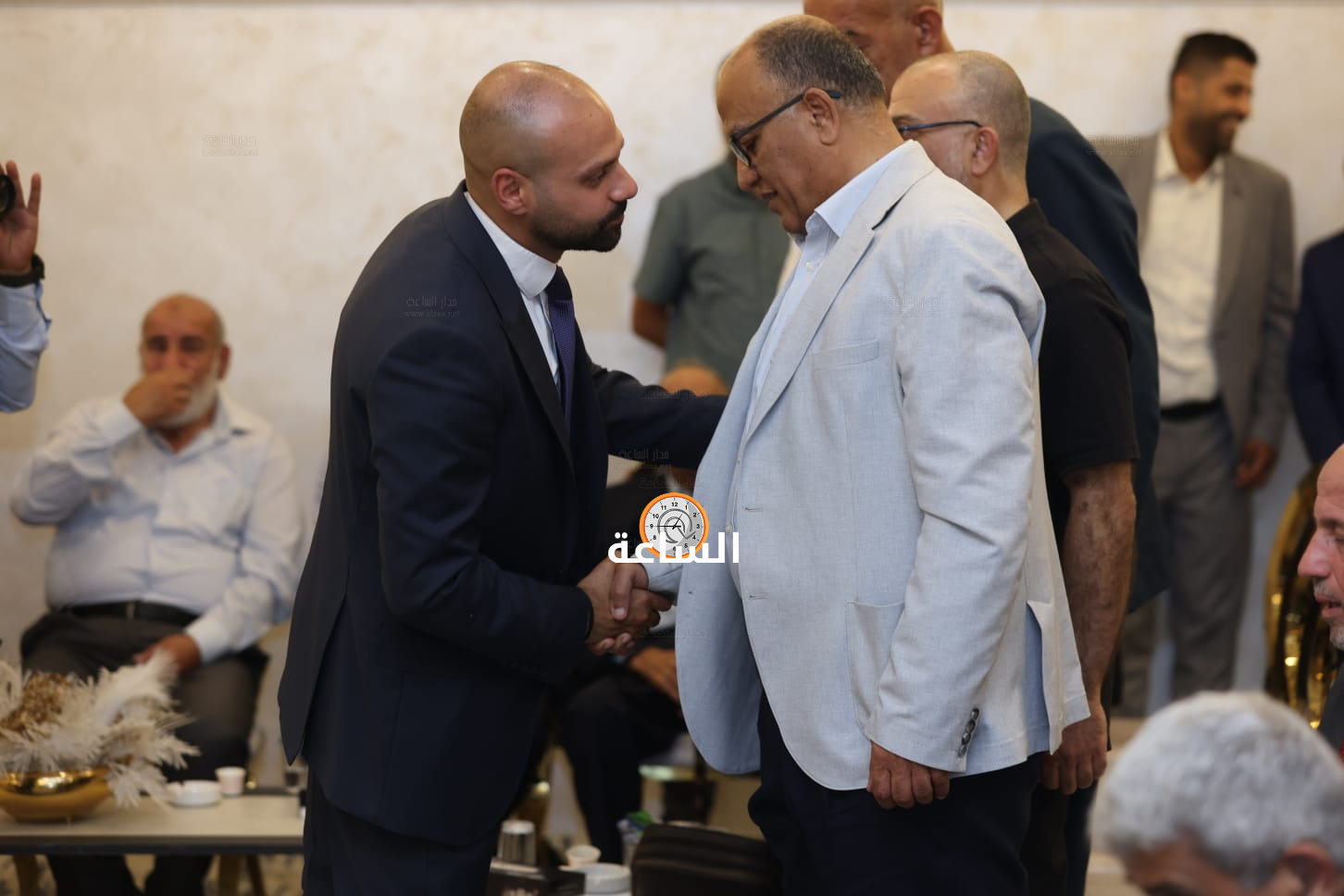 Madar Al-Saa Images 0.4777125421986137