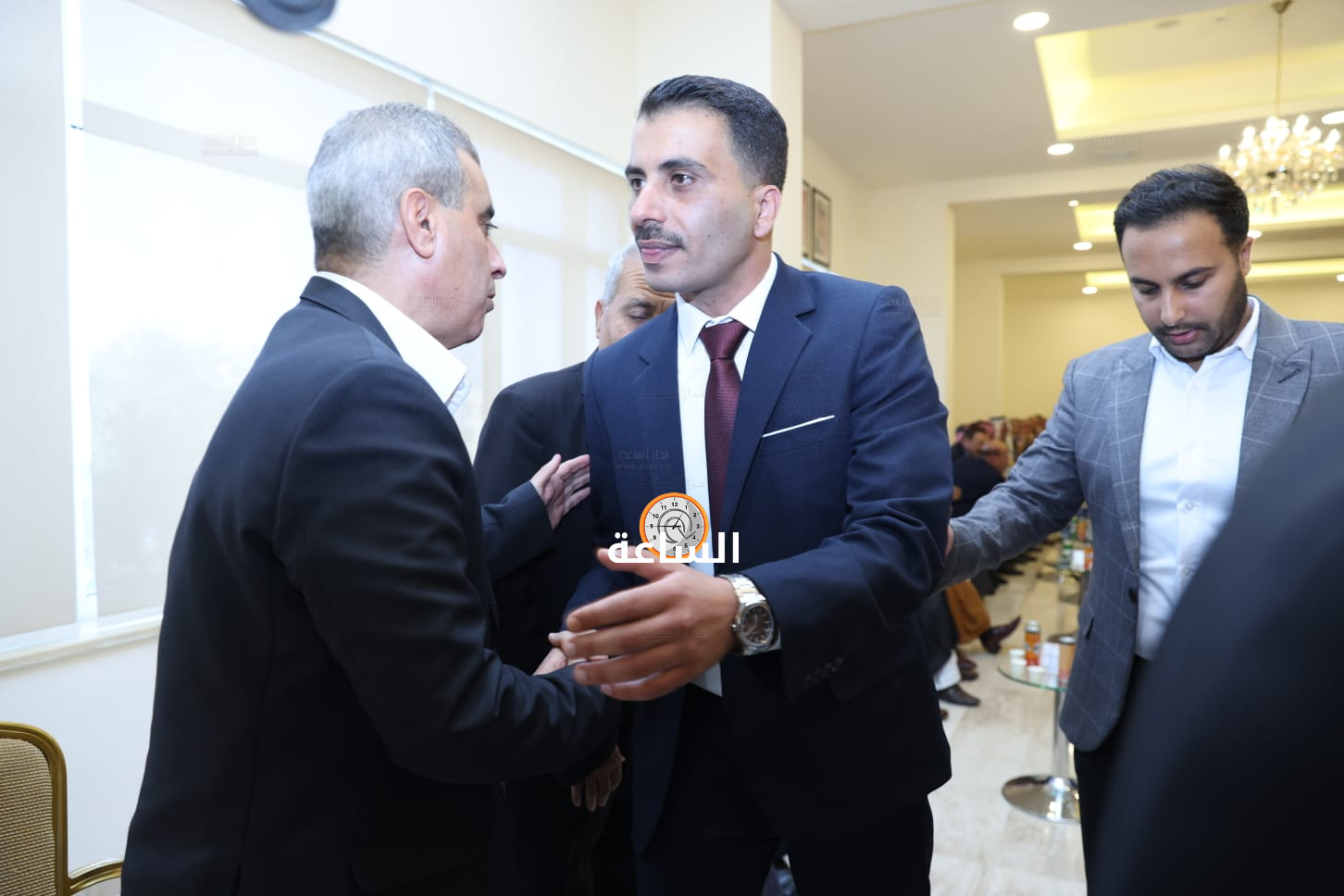Madar Al-Saa Images 0.17106088063950076