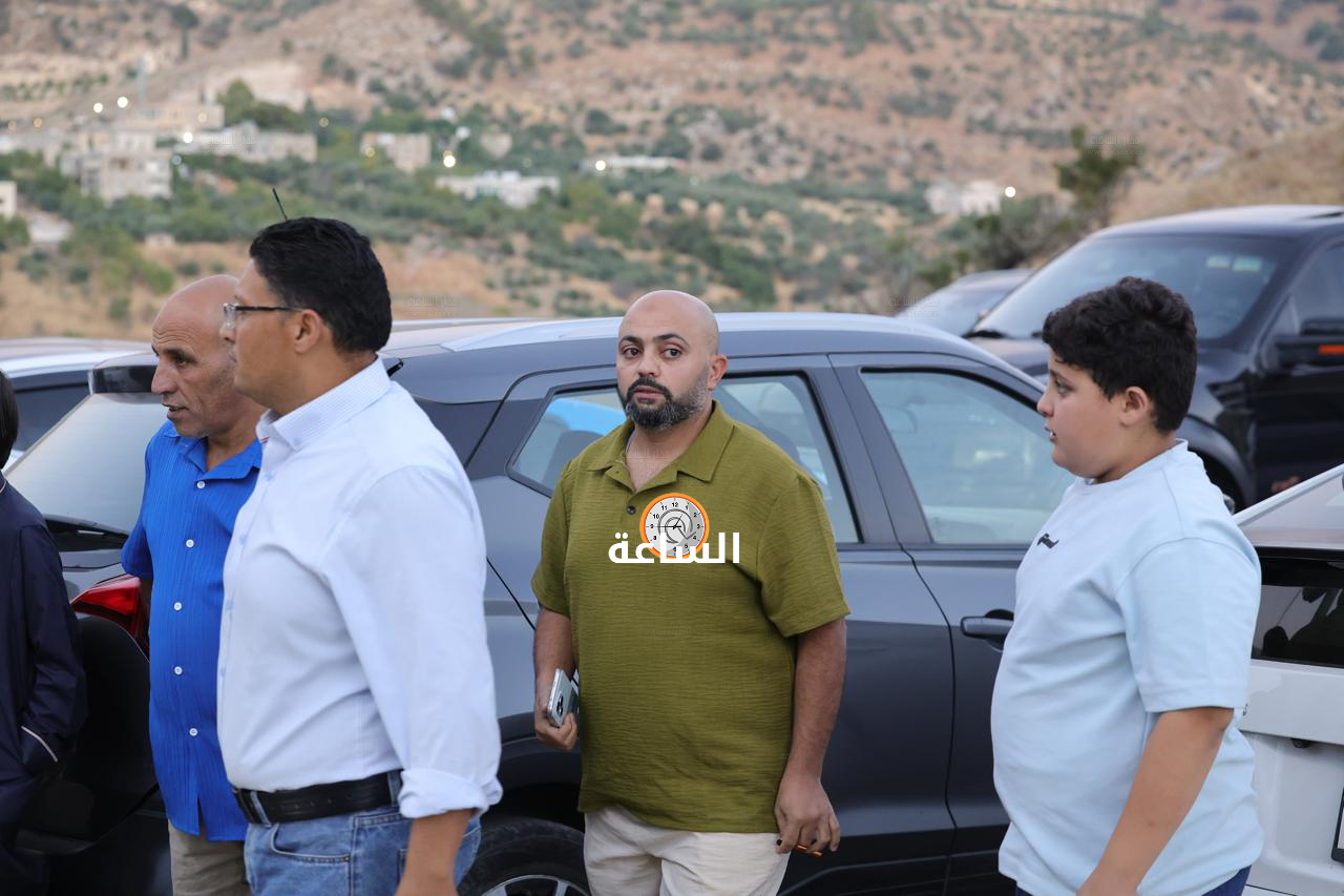 Madar Al-Saa Images 0.7313069263964209
