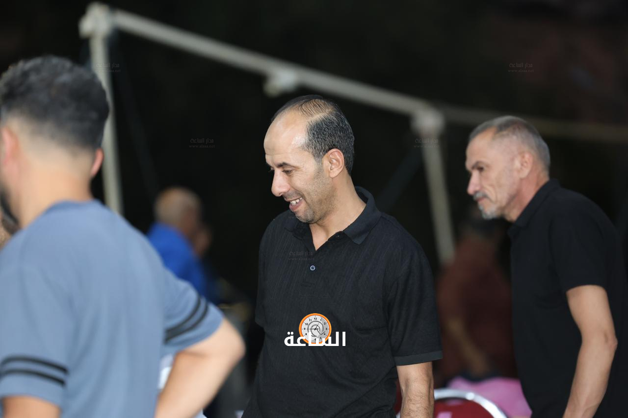 Madar Al-Saa Images 0.9996158327190288