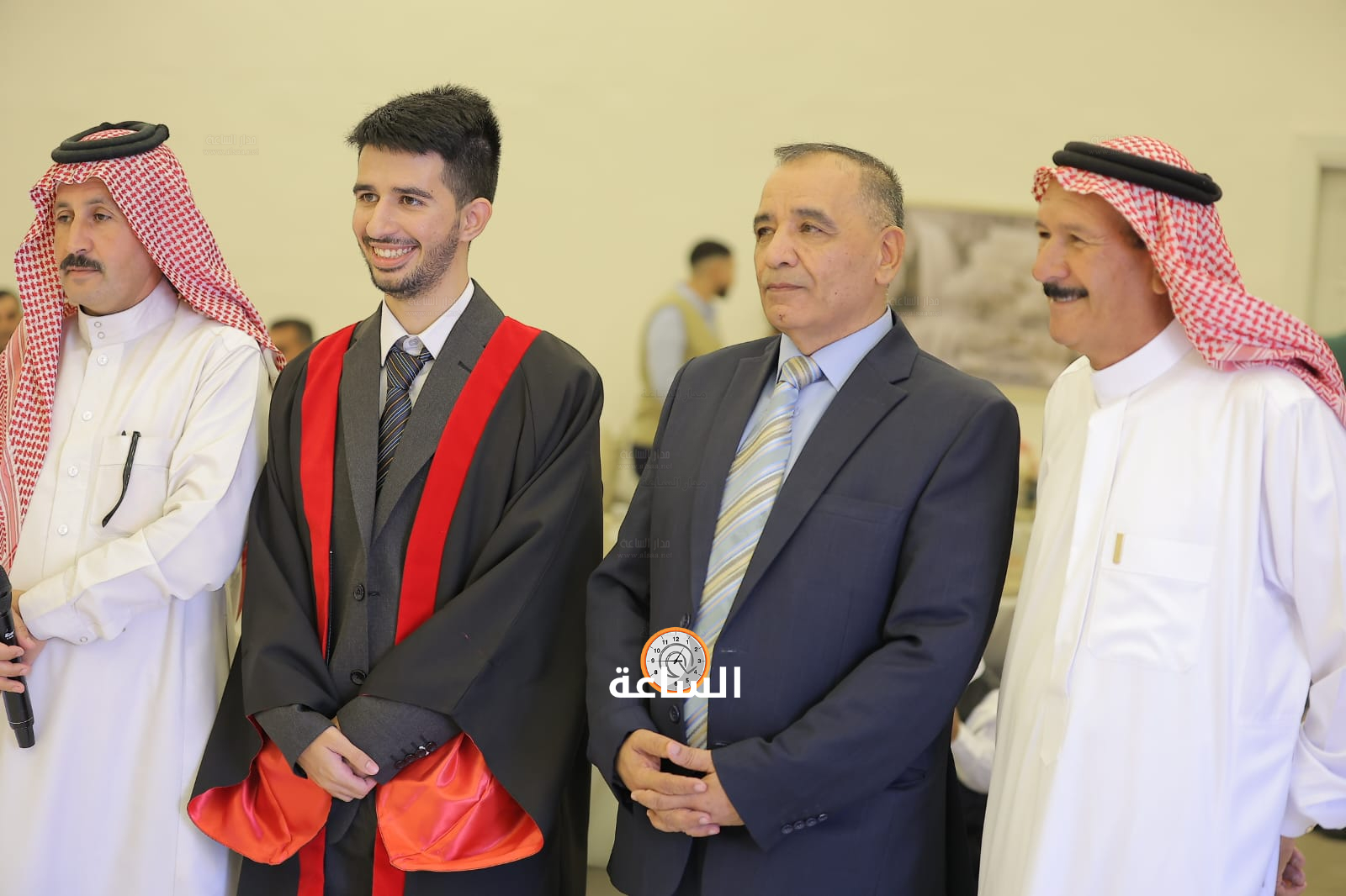 Madar Al-Saa Images 0.8694776948015588