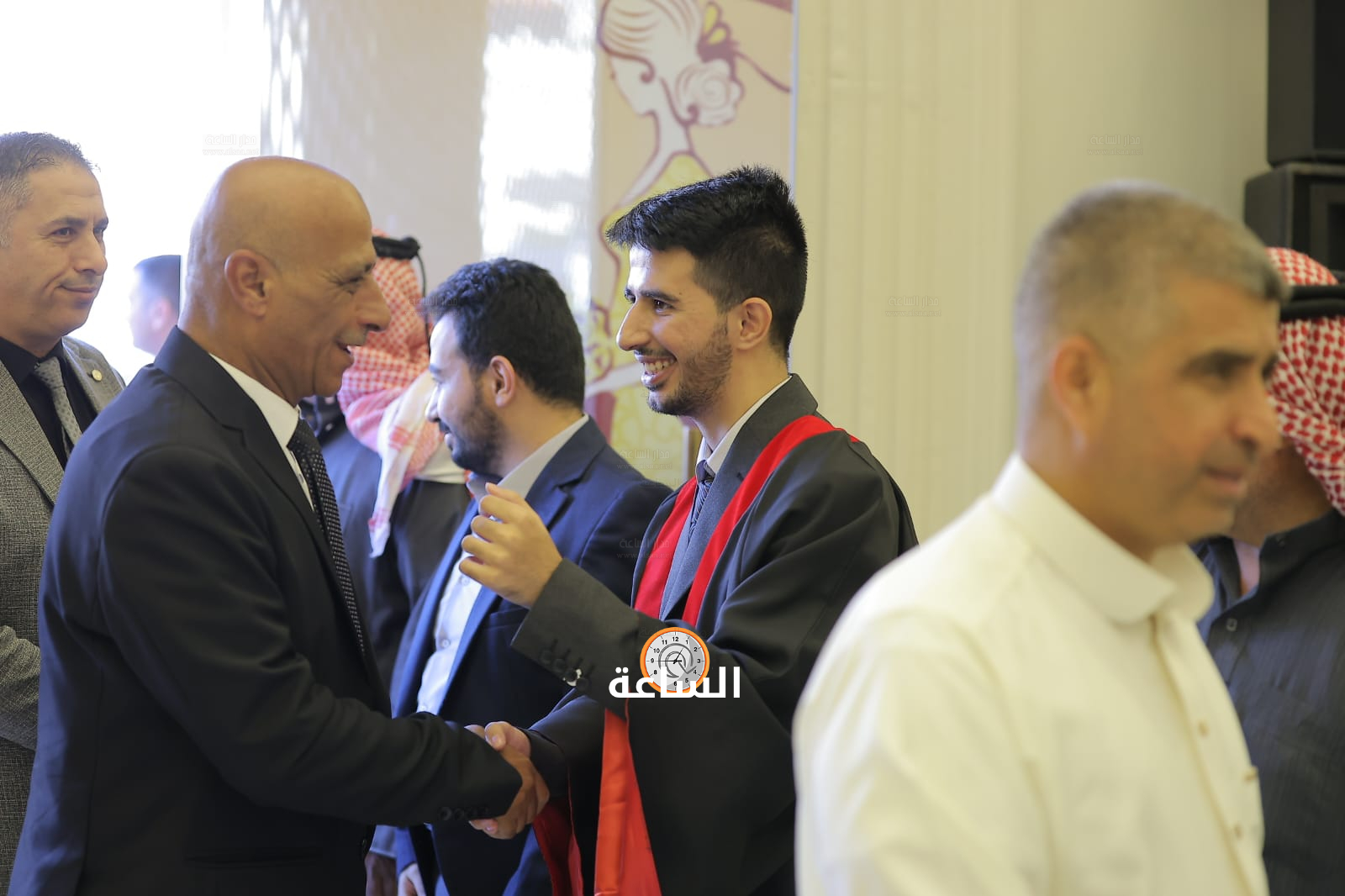 Madar Al-Saa Images 0.8625801663636548