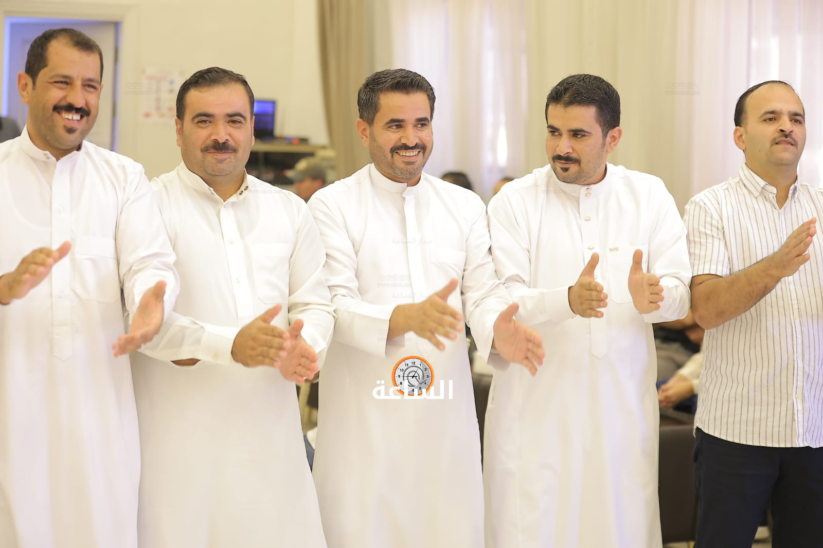Madar Al-Saa Images 0.47483267677957175
