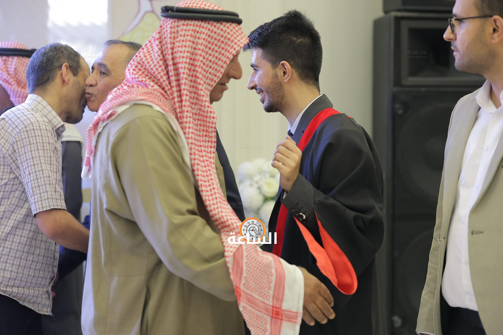 Madar Al-Saa Images 0.6124948278186167