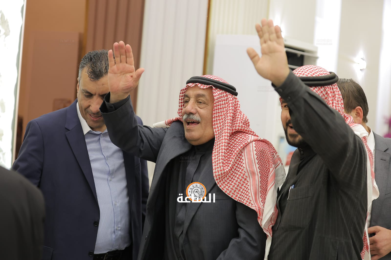 Madar Al-Saa Images 0.44288905050716243