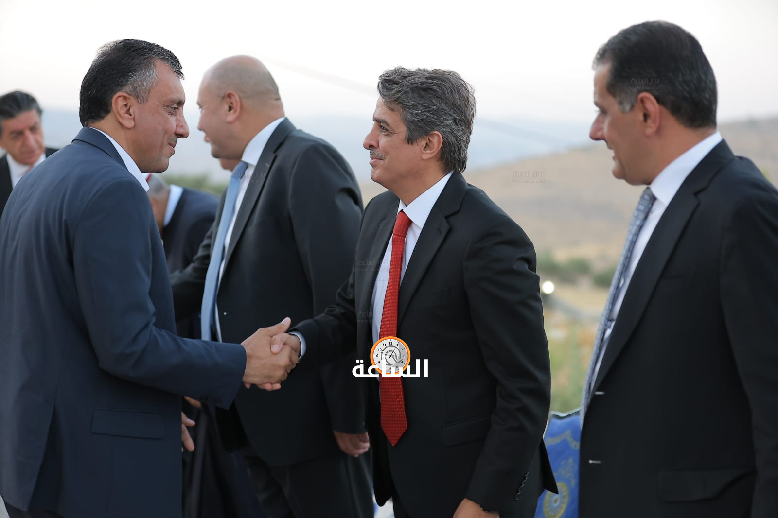 Madar Al-Saa Images 0.9611386119363022