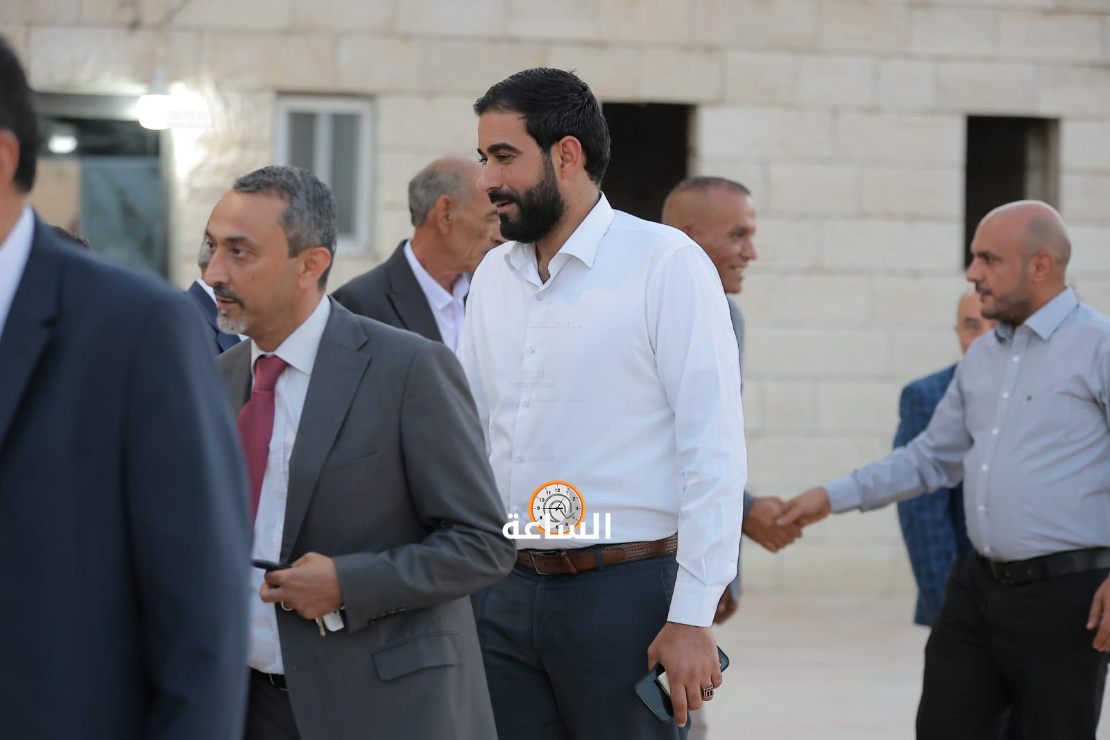 Madar Al-Saa Images 0.3367825609464835