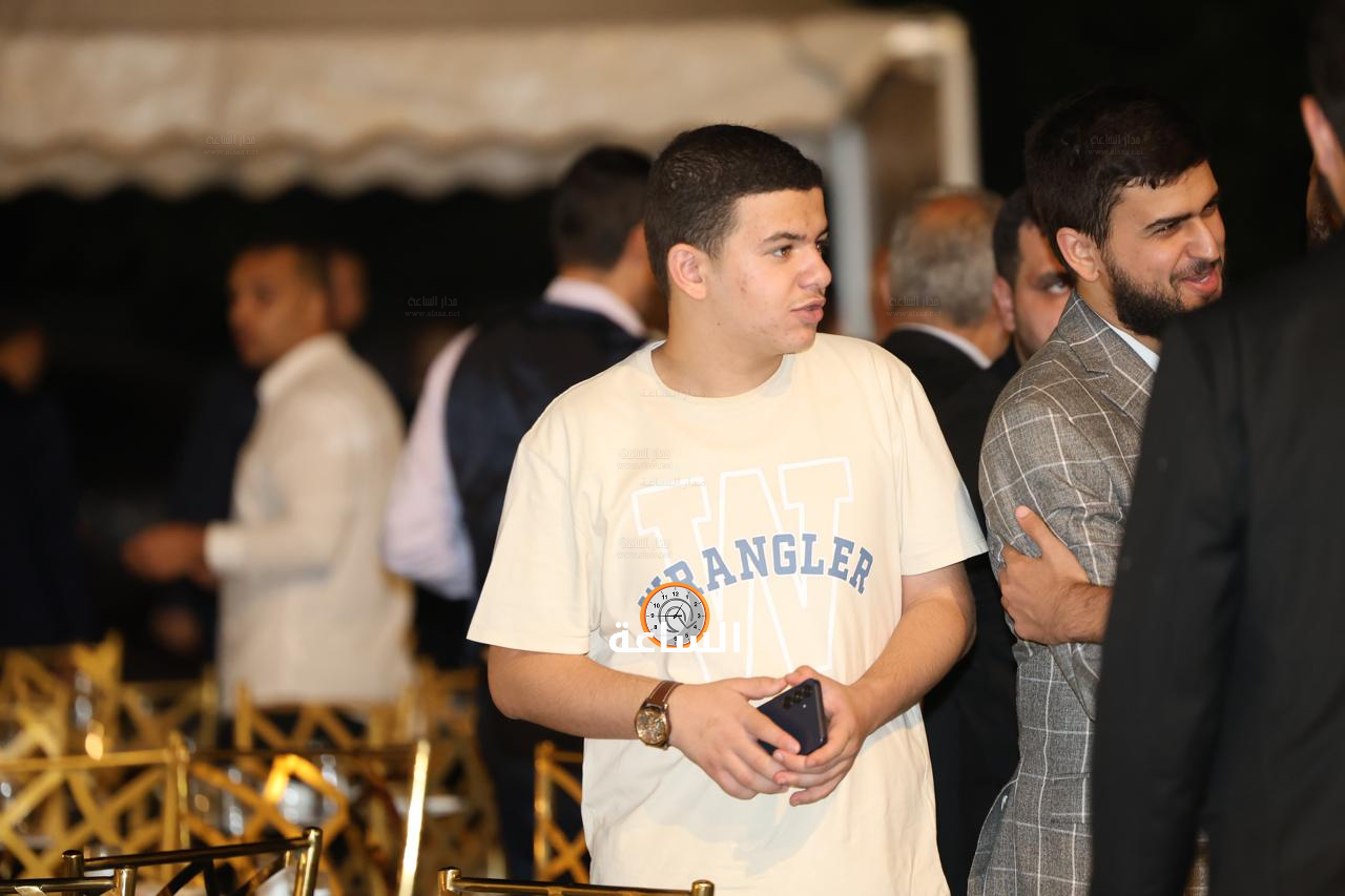 Madar Al-Saa Images 0.018540454461585143