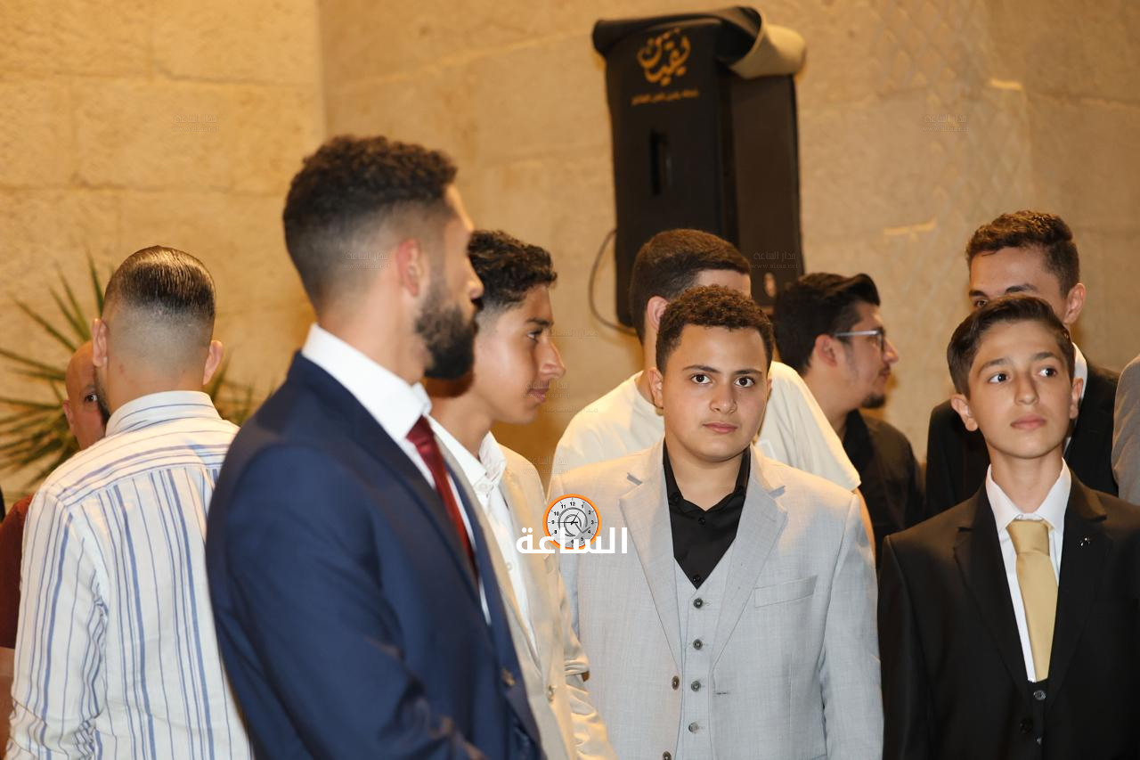 Madar Al-Saa Images 0.3067979610375996