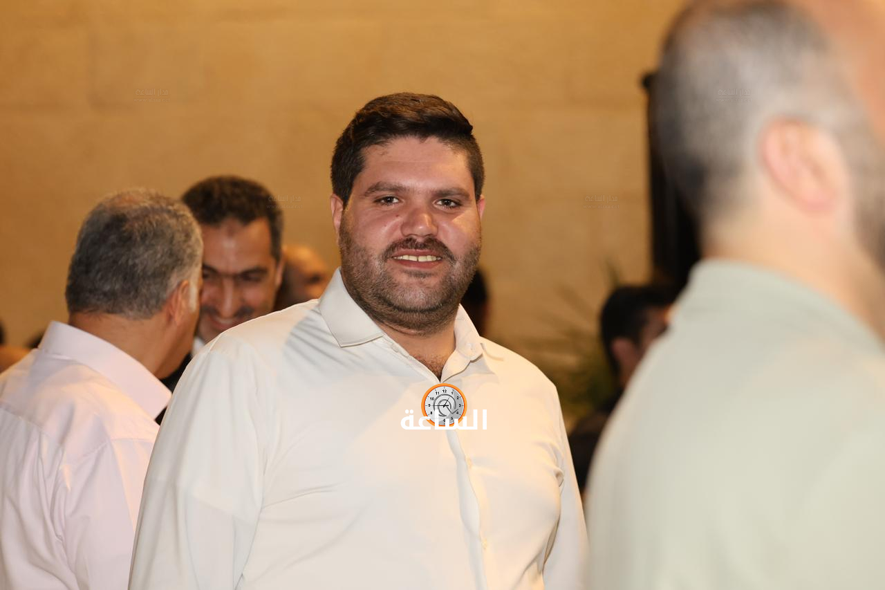 Madar Al-Saa Images 0.33786674451415677
