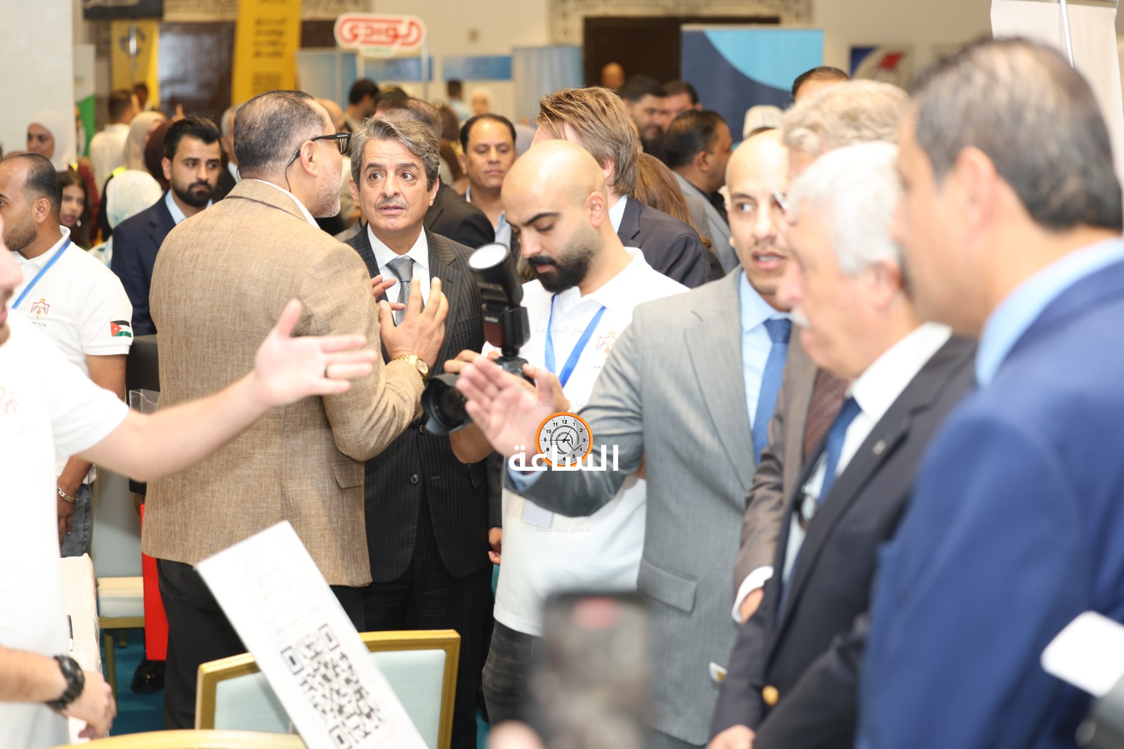 Madar Al-Saa Images 0.9596287349533674