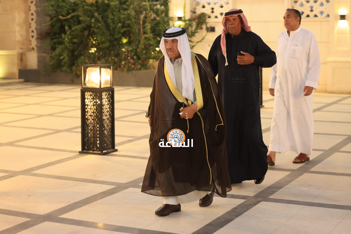 Madar Al-Saa Images 0.41466170266463187