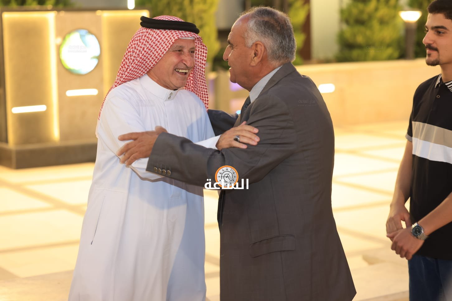 Madar Al-Saa Images 0.9588721197572817