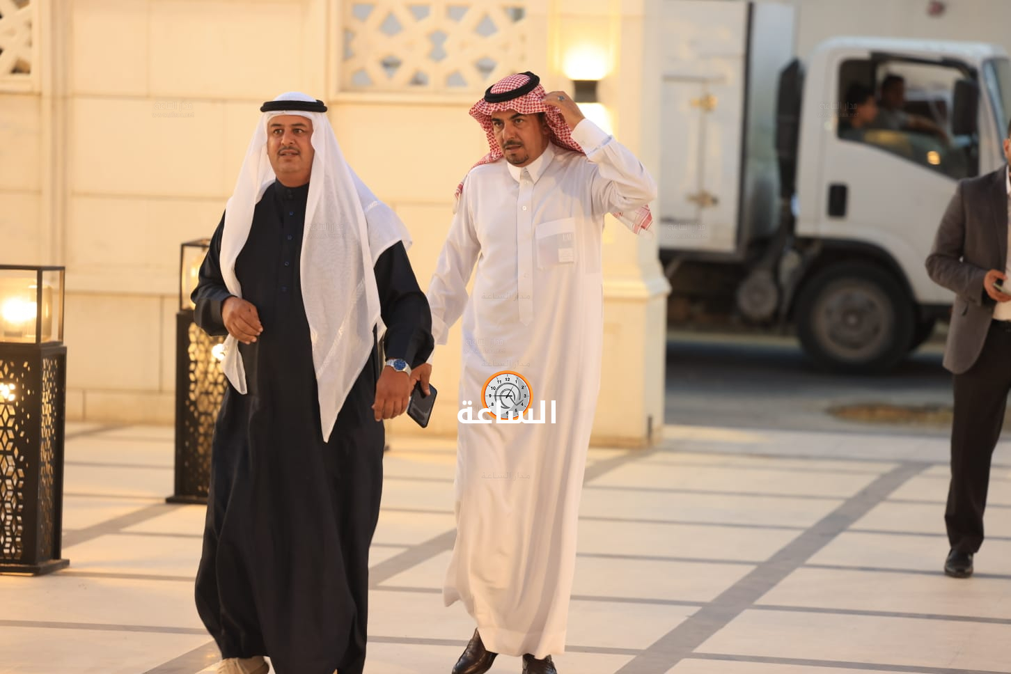 Madar Al-Saa Images 0.004293997404894001