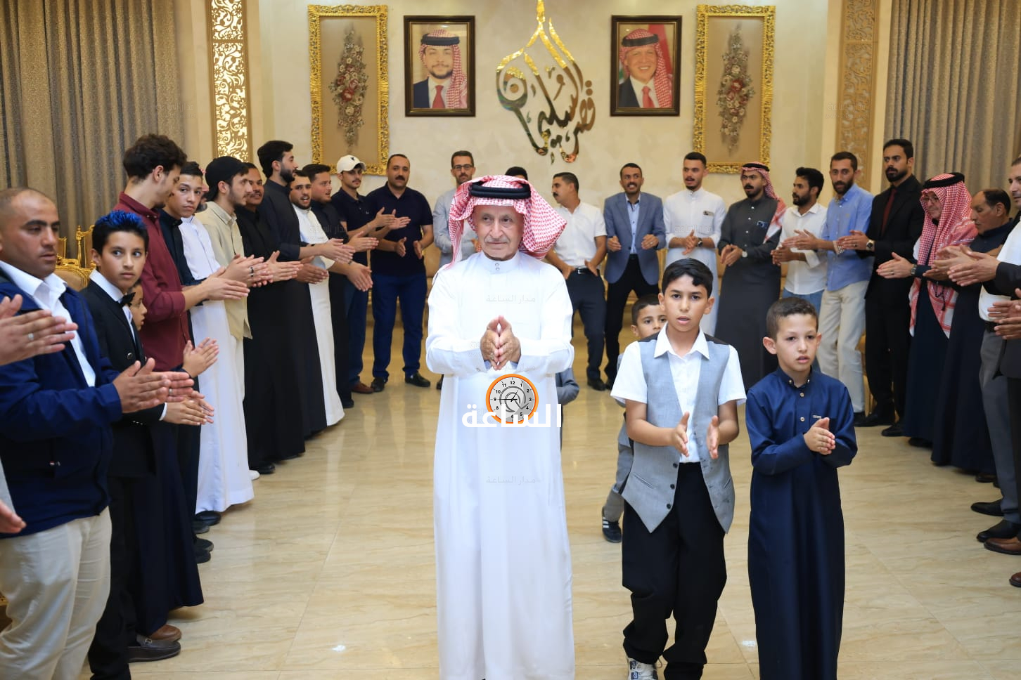 Madar Al-Saa Images 0.42384628629299503