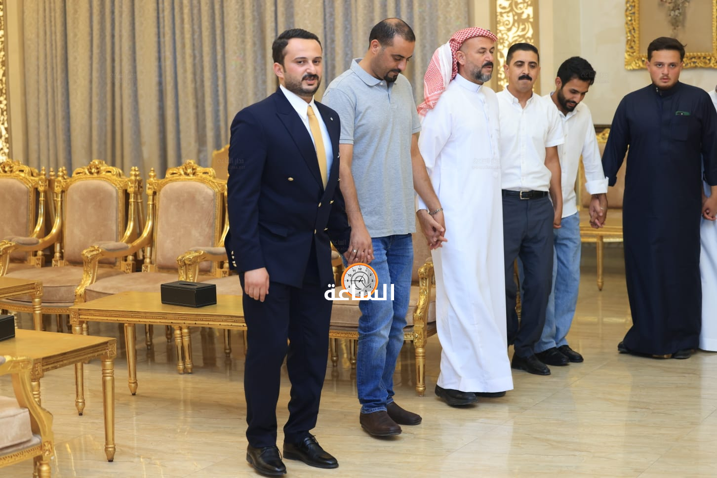 Madar Al-Saa Images 0.6853981574833851