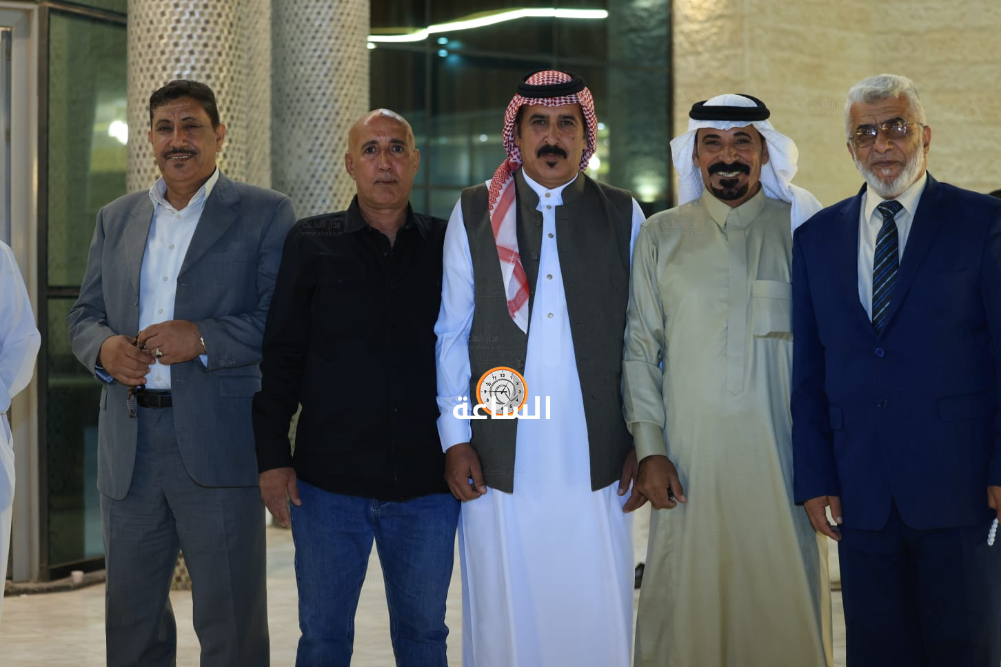 Madar Al-Saa Images 0.44772456232941393