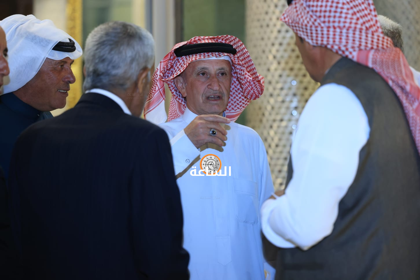Madar Al-Saa Images 0.654930239132635